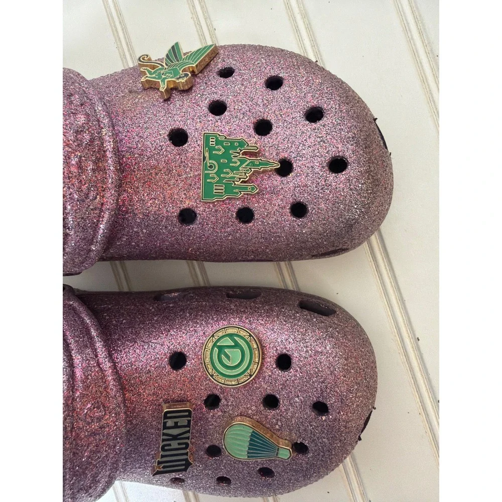 Crocs Classic Clog Kids Size J6 Purple Glitter Wicked Musical Charms Jibbitz